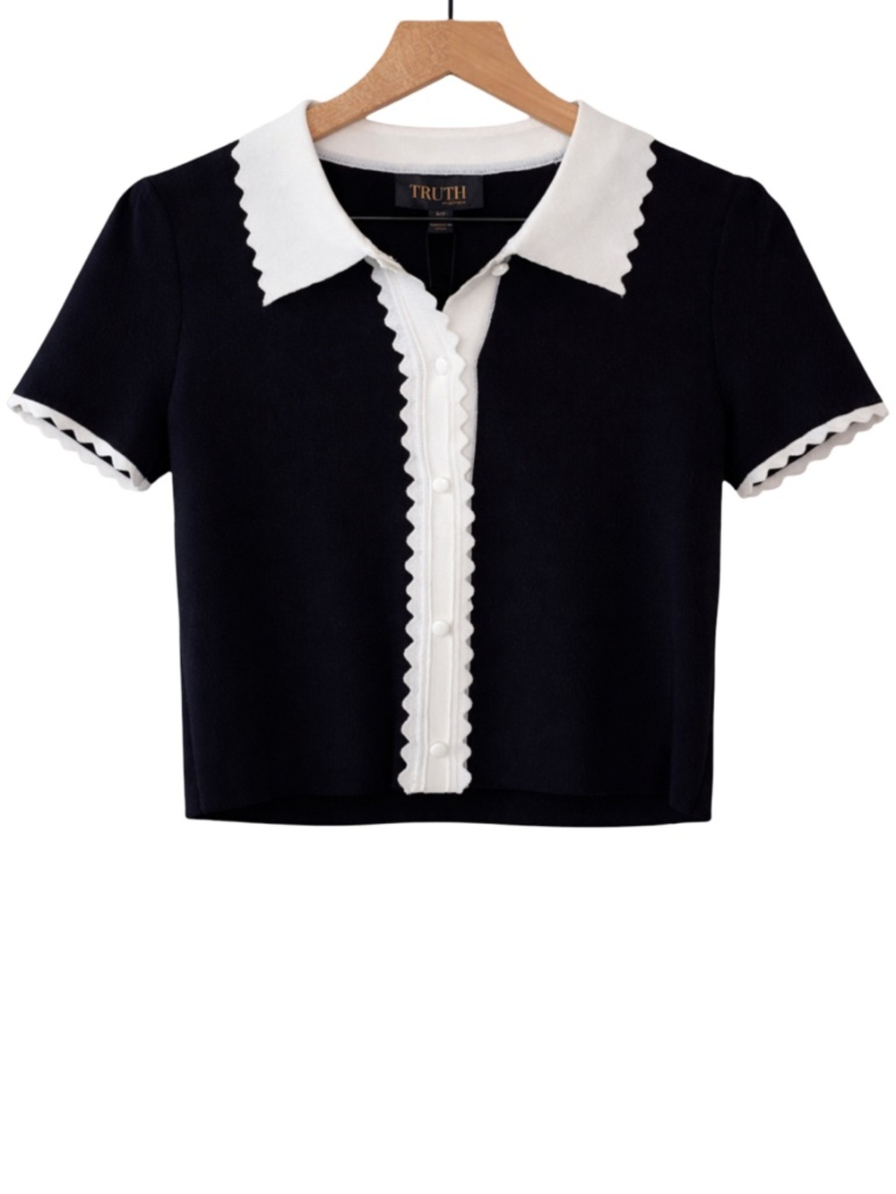 TRUTH by Republic Cropped Sweater Top Black Ivory‎ Scalloped Small